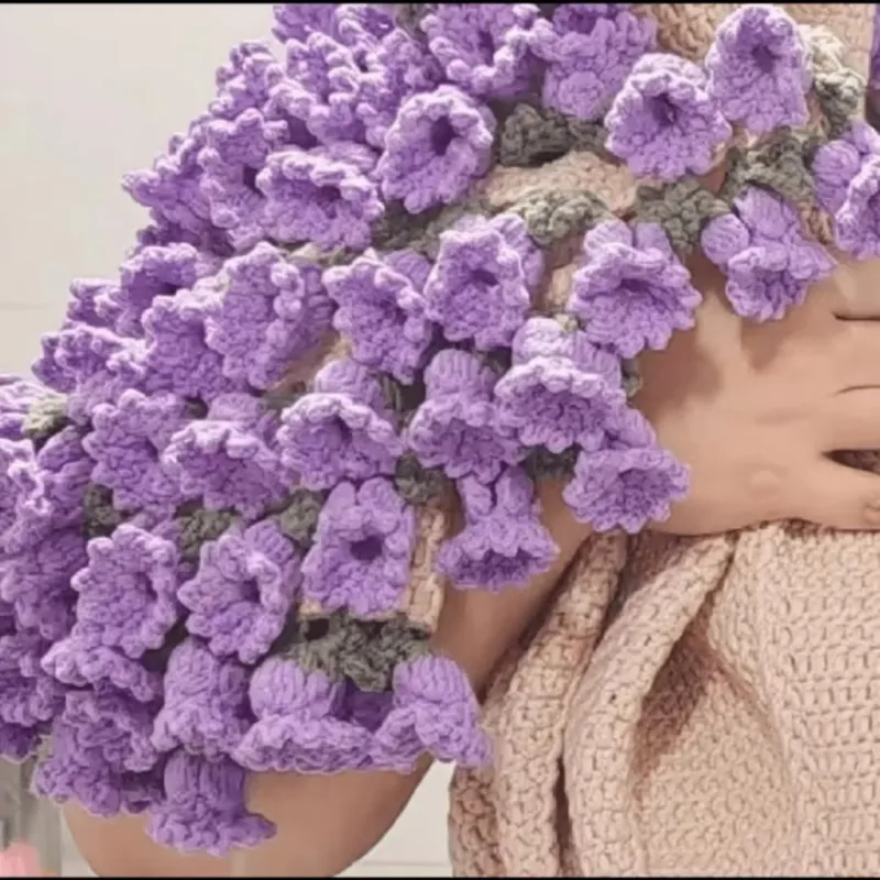 Artisan-Crafted Crochet Flower Blanket - Image 8